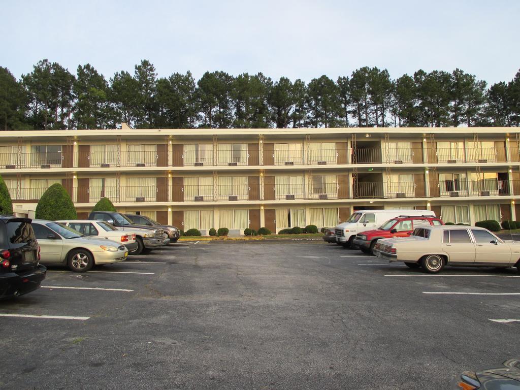 Budgetel Inn And Suites Atlanta Buitenkant foto