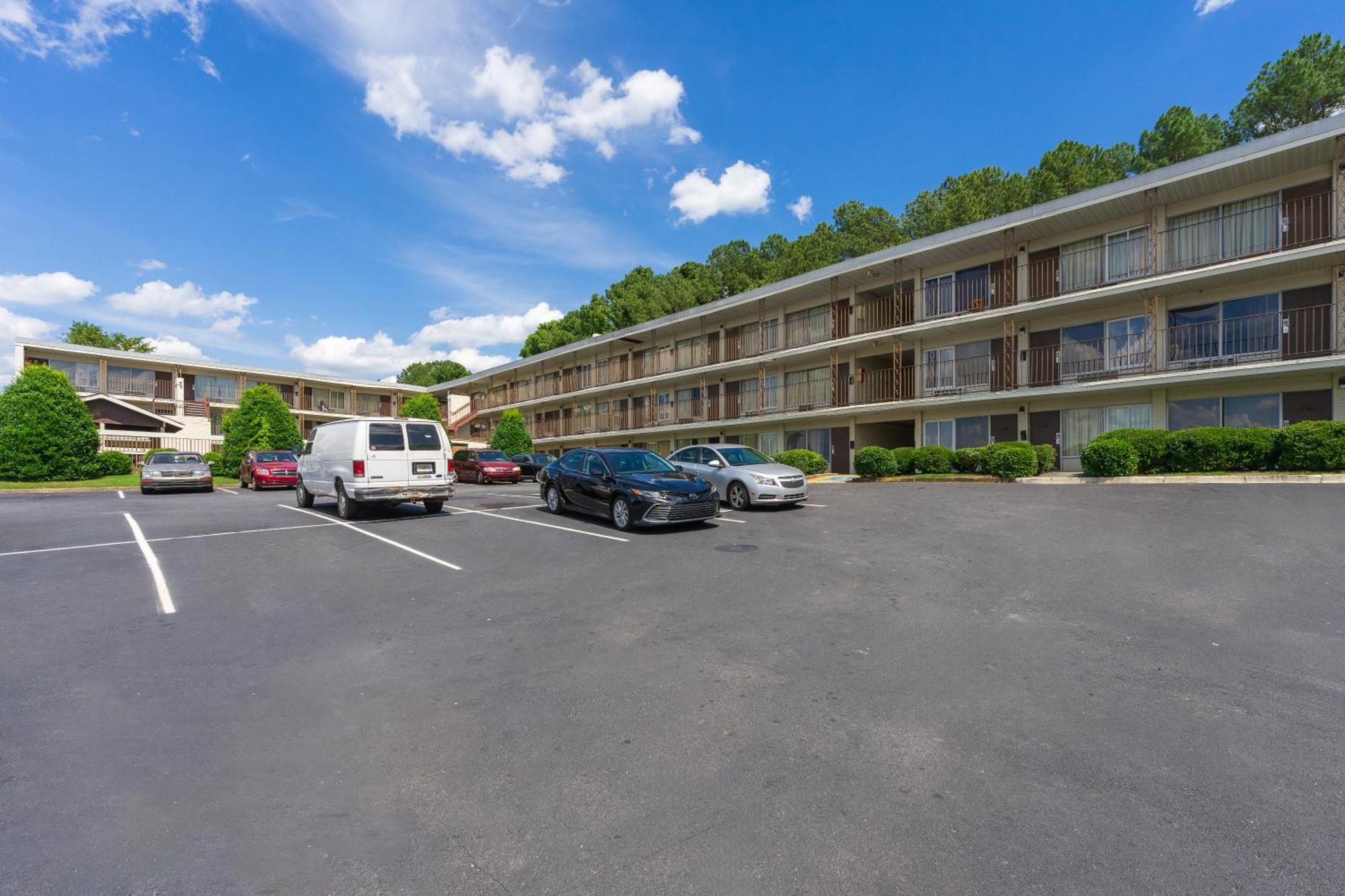 Budgetel Inn And Suites Atlanta Buitenkant foto